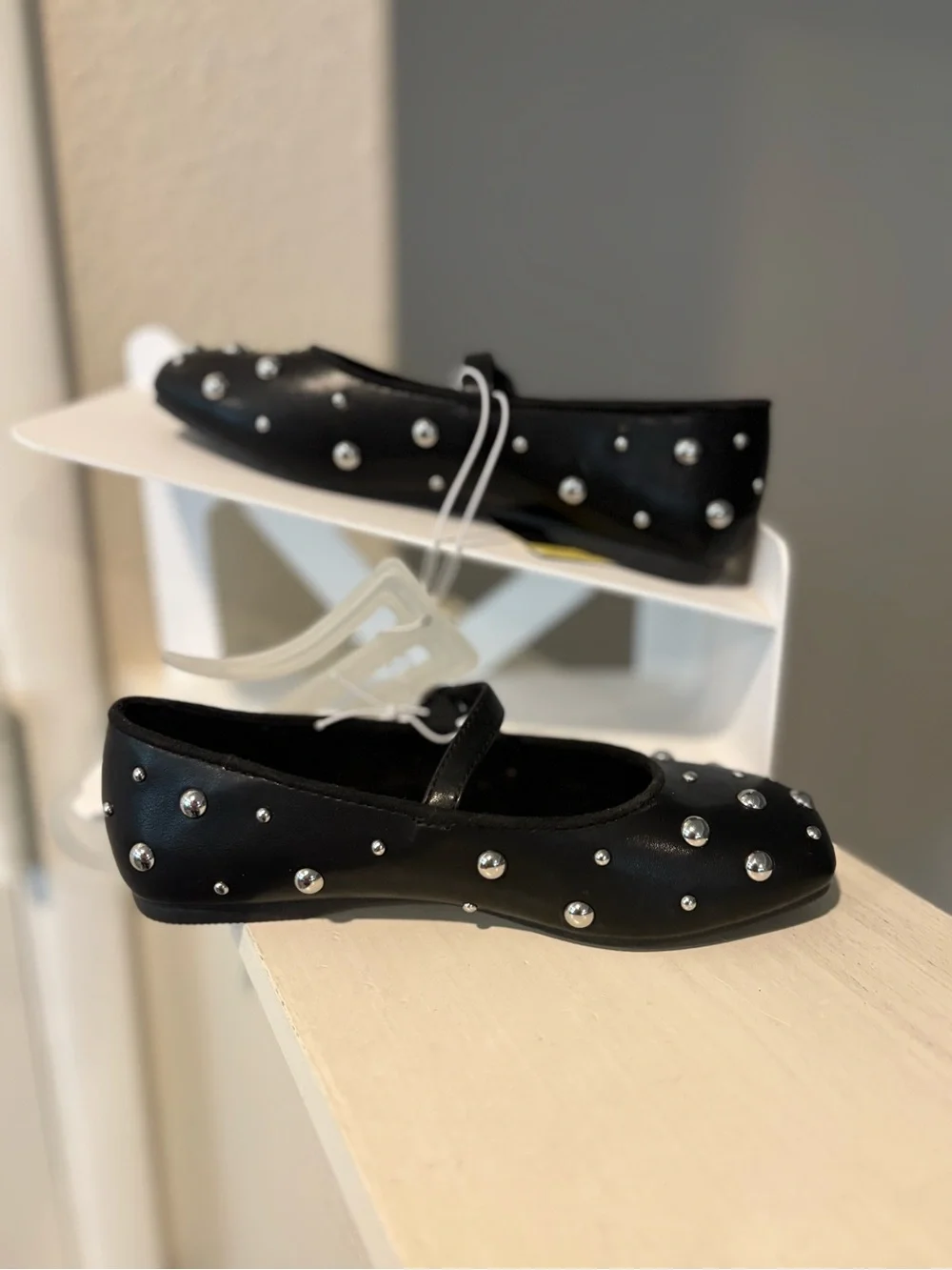Art Class Big Girls Size 13 Ballet Flats with Adjustable Strap Black Silver Stud